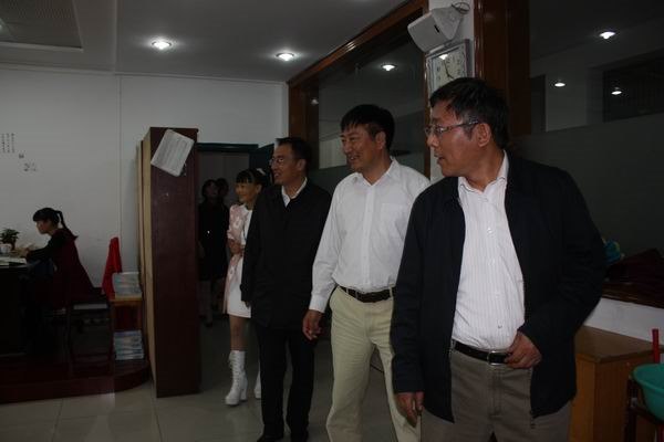 http://www.wjedu.net/Files/adminFiles/wjhtqcz/2014/10-21/2014102121202490907.jpg