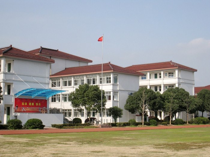 操场一角.jpg
