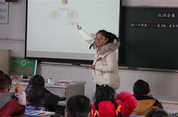 林南小学与星韵学校举办教学联…