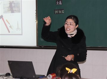 常州市沈亚萍名师工作室走进林…