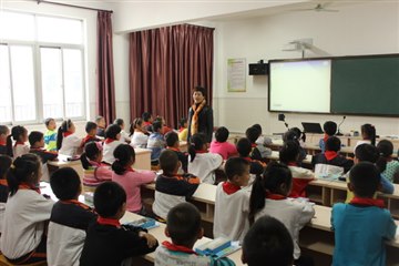 第九轮“送培上门”林南小学培…