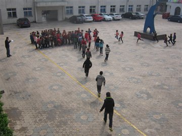 林南小学开展春季应急疏散演练…