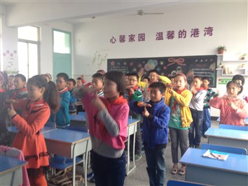 英语儿歌社团活动掠影（一）
