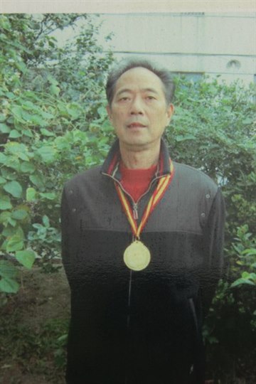 国标舞辅导教师——唐焕萍