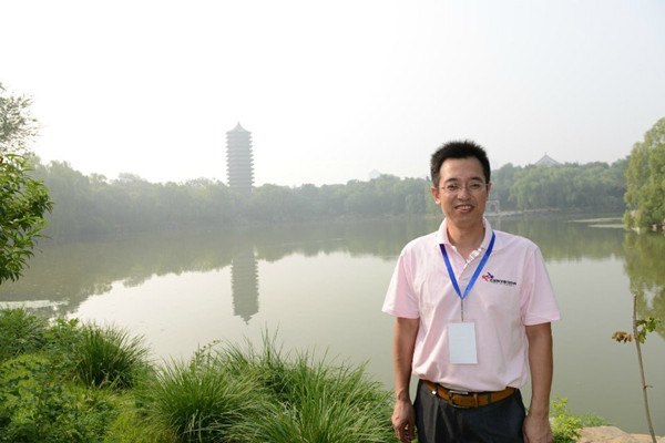 秦亚平.jpg