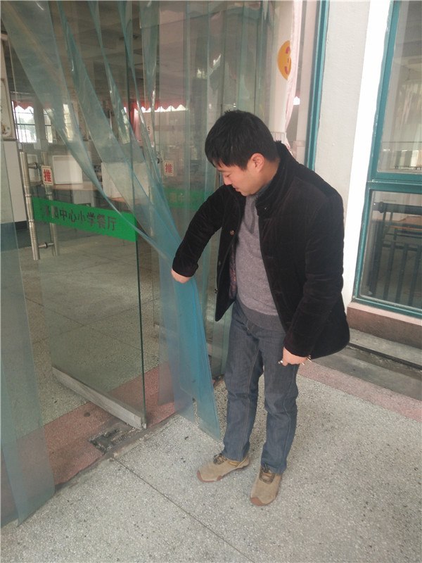 校园安全管理.jpg