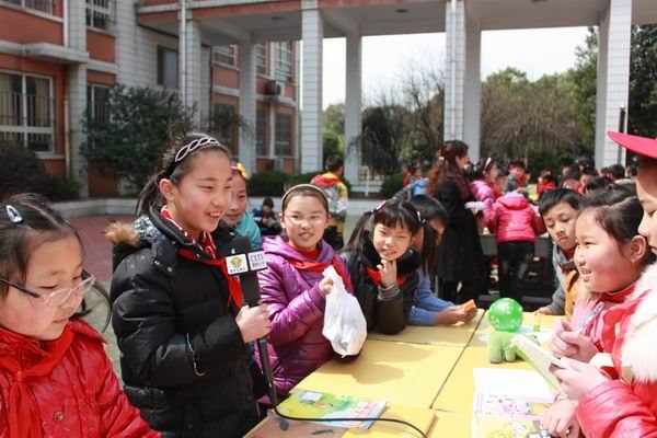 请使用鼠标滚轮缩放图片! 600×400
