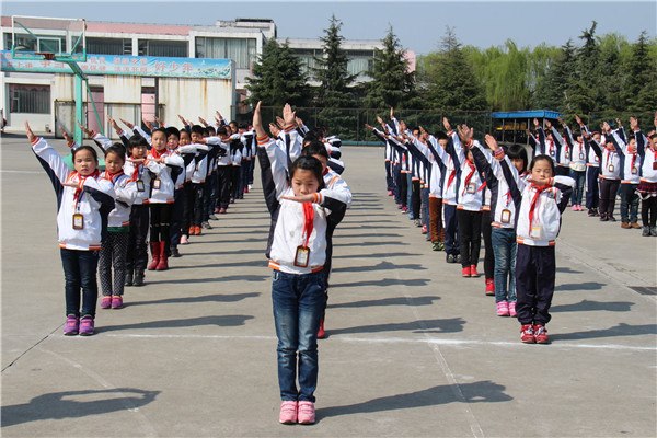 广播操比赛 (3)_看图王.jpg