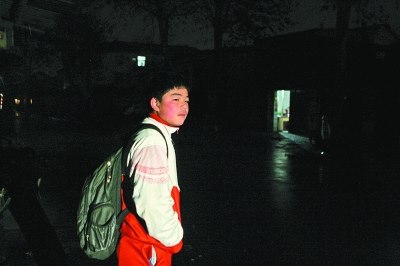 凌晨等车 凌晨等车
