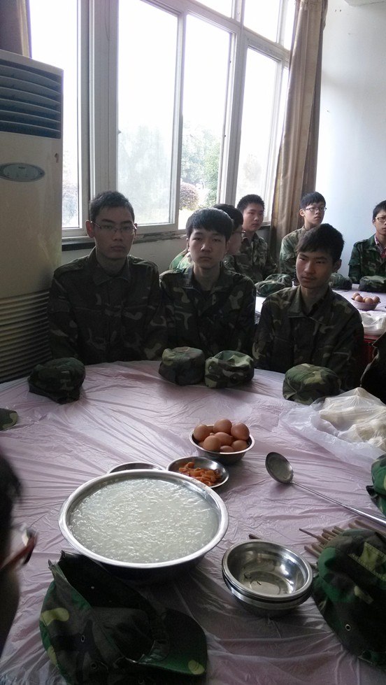 等吃早饭
