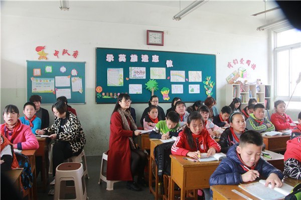 青年教师上课、说课、评课赛 (3).jpg