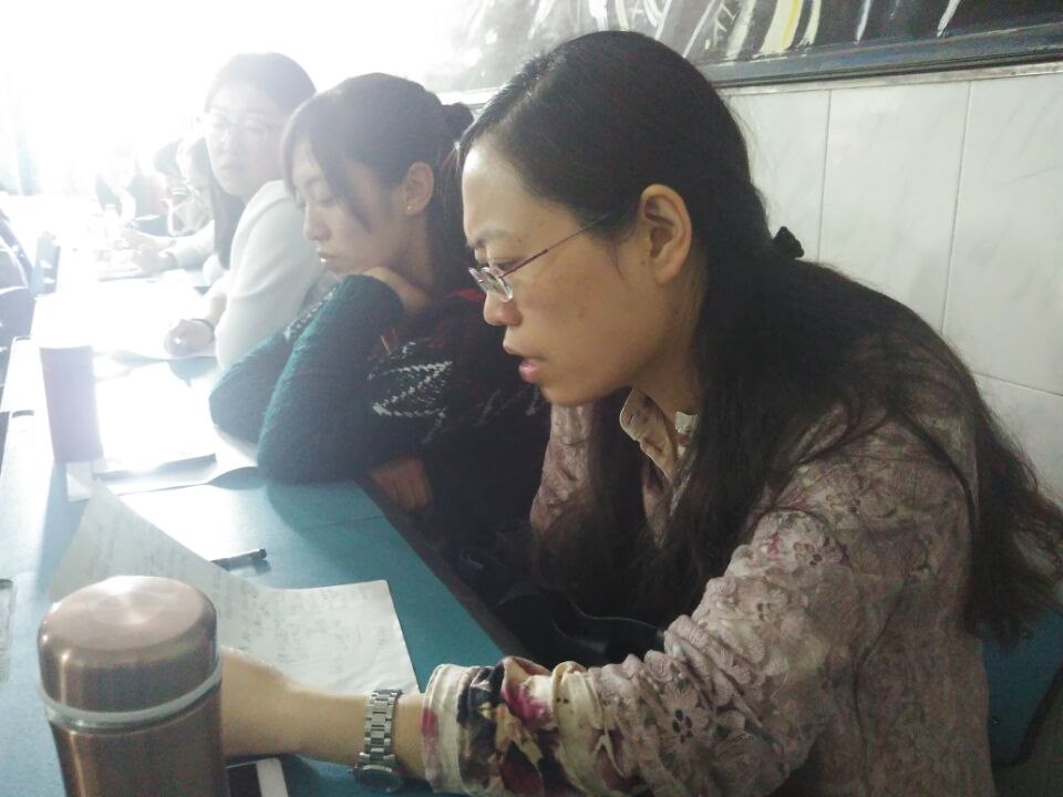 屈老师.jpg
