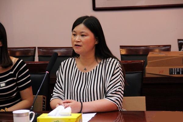 8殷春亚发言.JPG