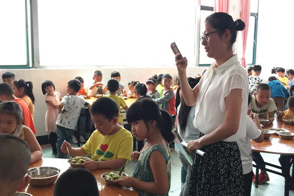 拍2_副本.jpg 拍2_副本.jpg