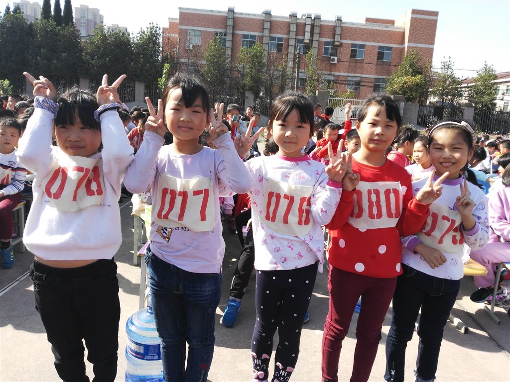 女.jpg
