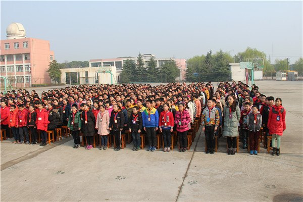 六年级学生动员会 (9).jpg