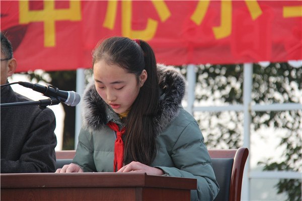 六年级学生动员会 (2).jpg