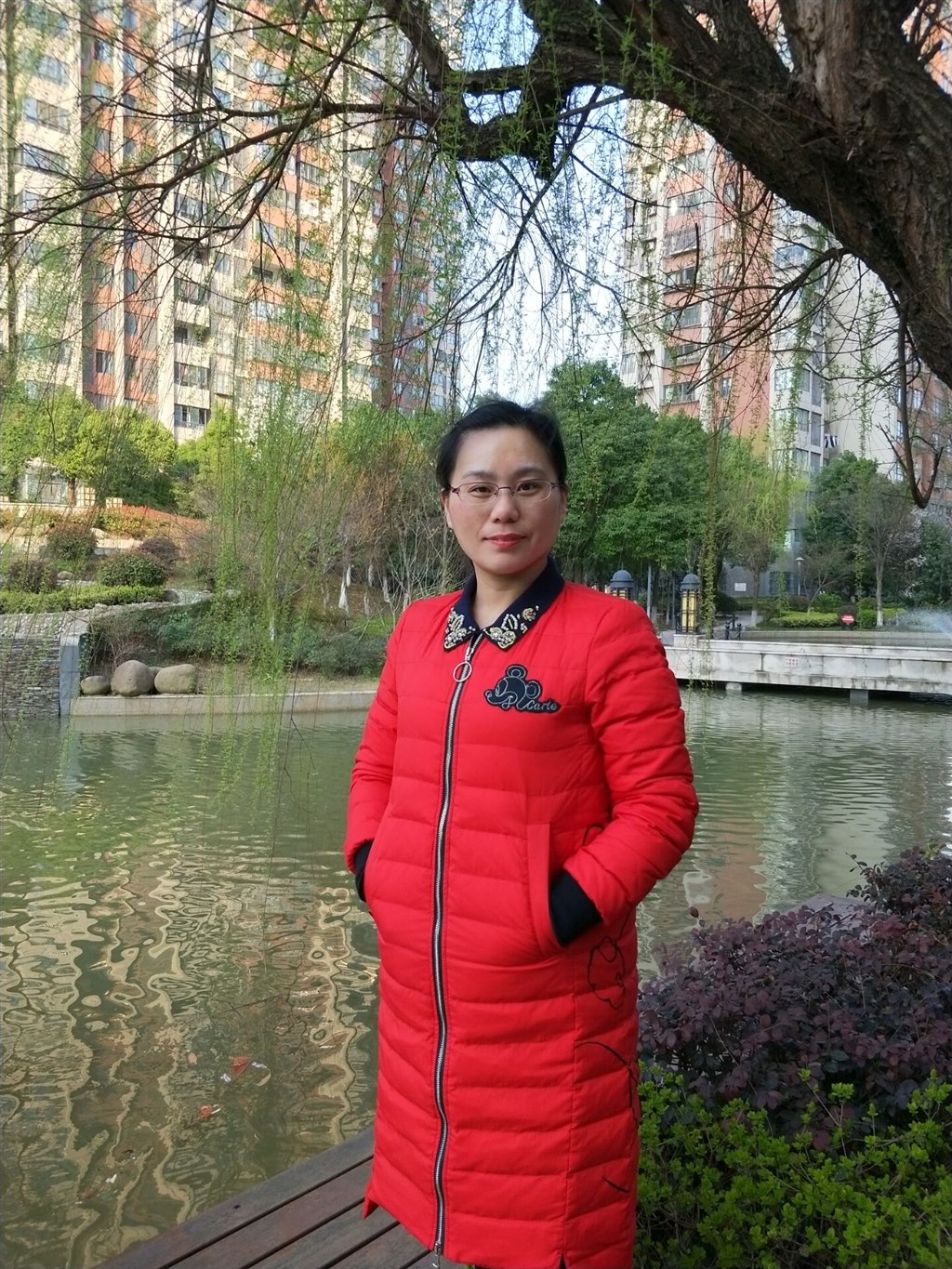 盛丽.jpg