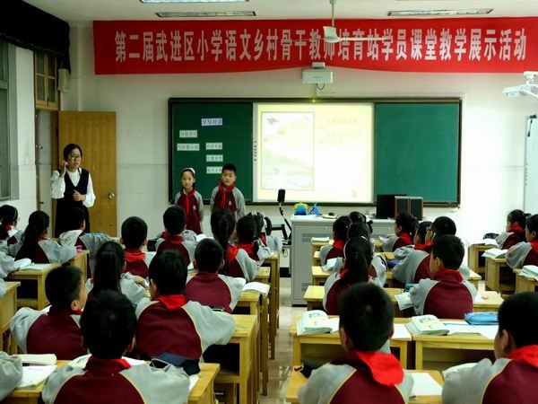 调整大小 BC6I8746_爱奇艺.jpg 调整大小 BC6I8746_爱奇艺.jpg