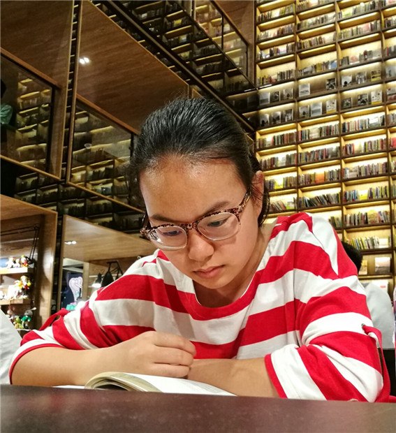 顾心妍_副本.jpg 顾心妍_副本.jpg