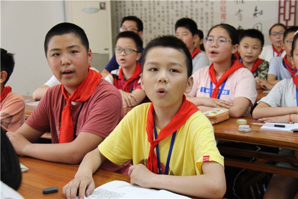 洛小季子礼学院国学大讲堂开讲龙城文化 (8).jpg