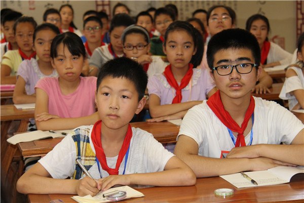 洛小季子礼学院国学大讲堂开讲龙城文化 (11).jpg