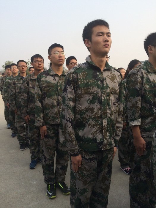 高一5班：并肩作战