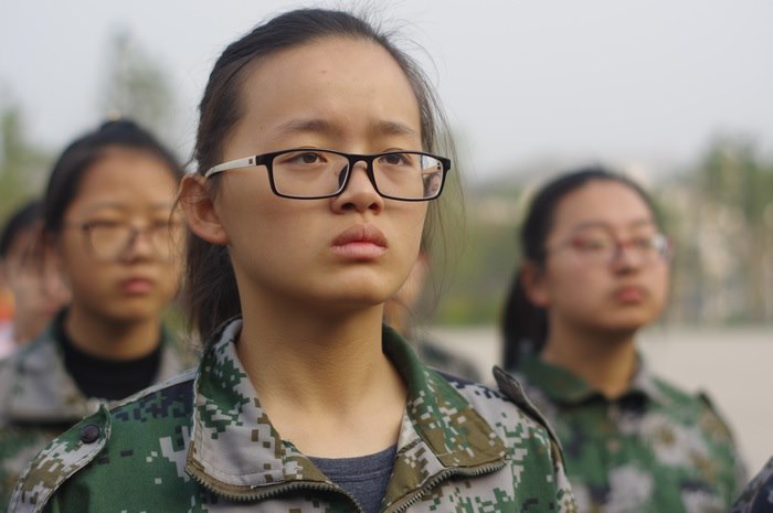 高一八班{瞧~他们严肃的脸}