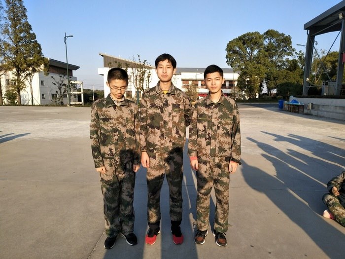 高一（9）班_【宿友情谊】