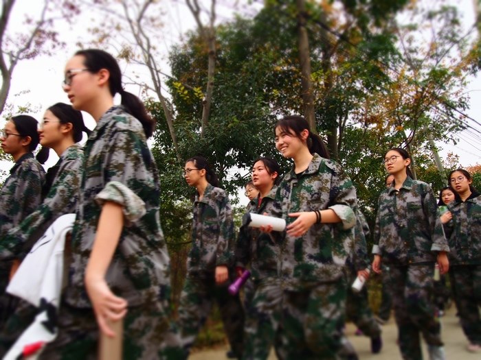 高一（11）班_十二公里，走起！