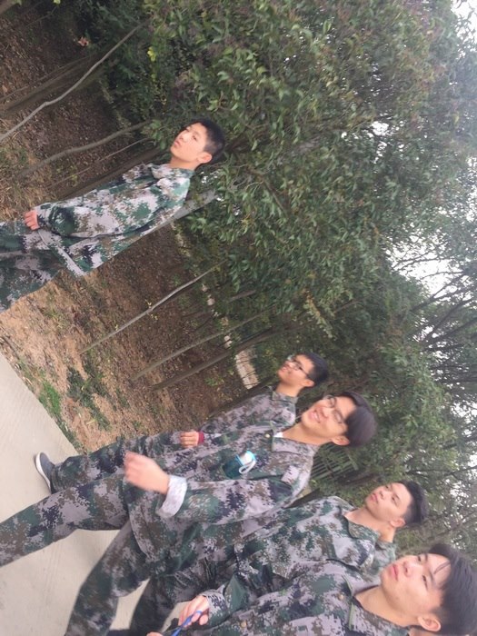 高一（10）班_【迷你长征】