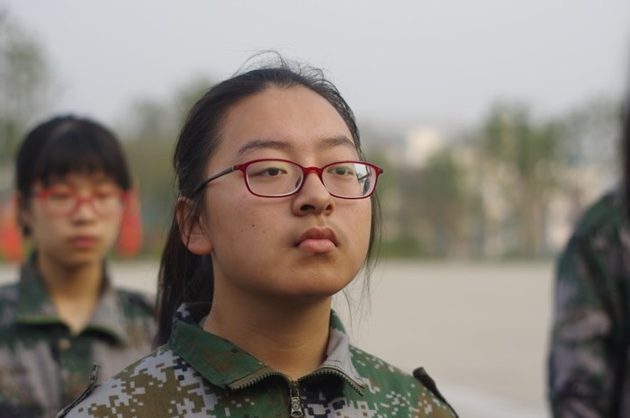 高一八班{瞧~他们严肃的脸}