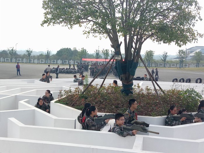高一（1）班_军训拓展训练