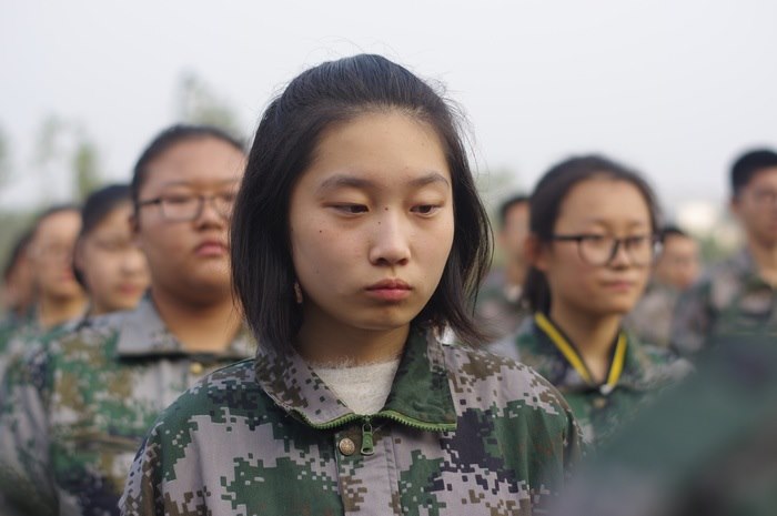 高一八班{瞧~他们严肃的脸}