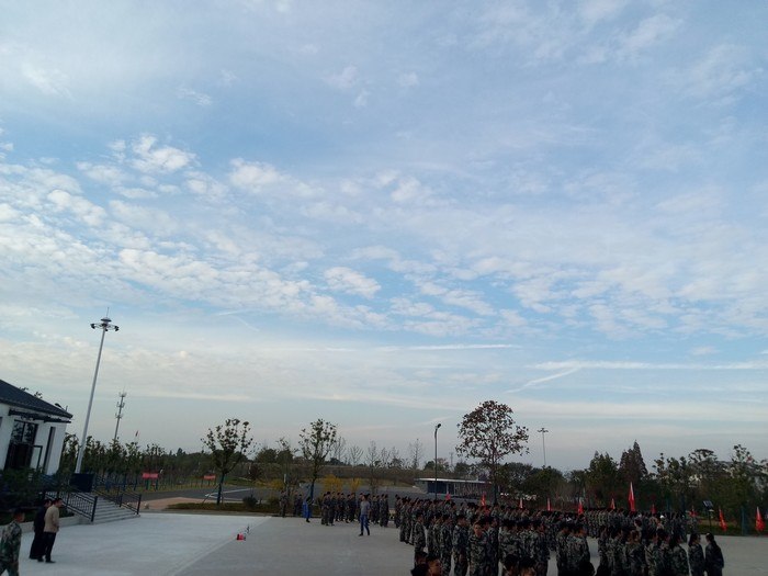 高一（1）班__战地长空