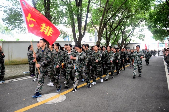 万里长征路，从走好十公里开始