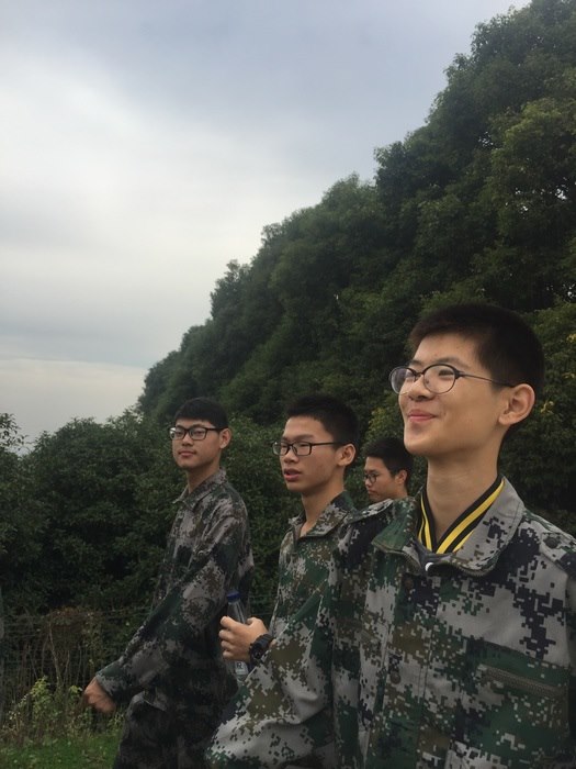高一（10）班_【迷你长征】