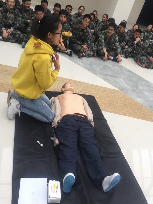 高一（10）班_【我是小小医生】