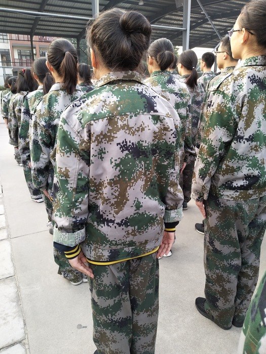 找娃（女兵篇1）