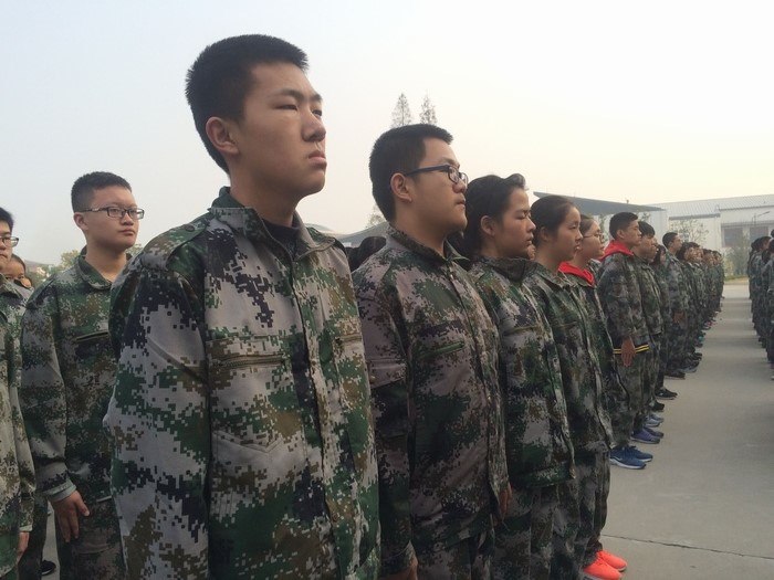 高一5班：并肩作战