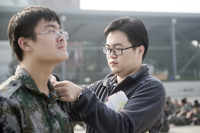 手握戒尺，心中有爱——记军训营的班主任们