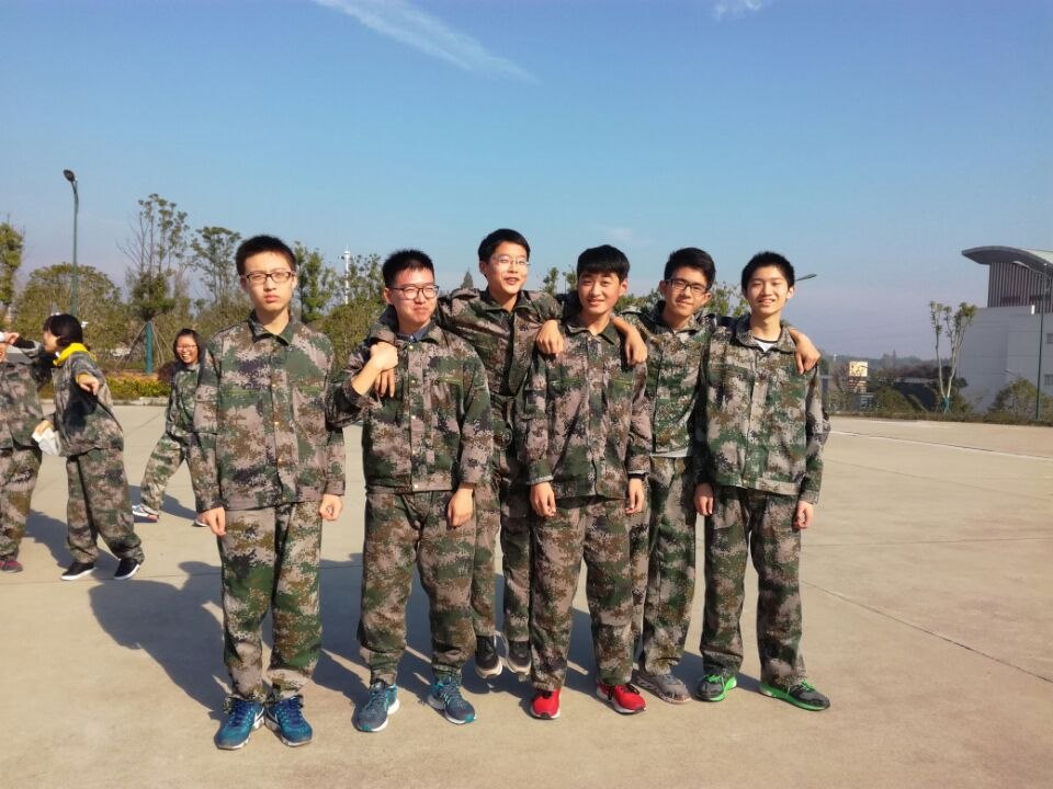 高一（11）班_我和我的舍友