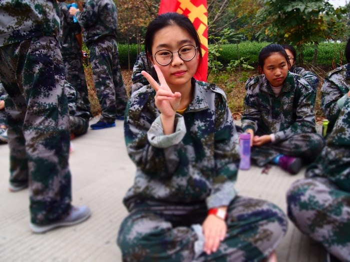 高一（11）班_走累了歇一歇