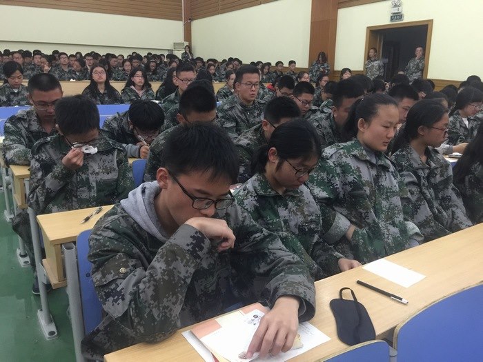 高一创4班：一封家书——爸爸妈妈，我爱你们