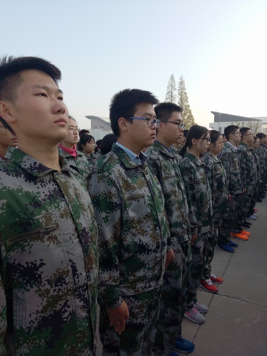 高一（1）班__军训随想撷英第三弹