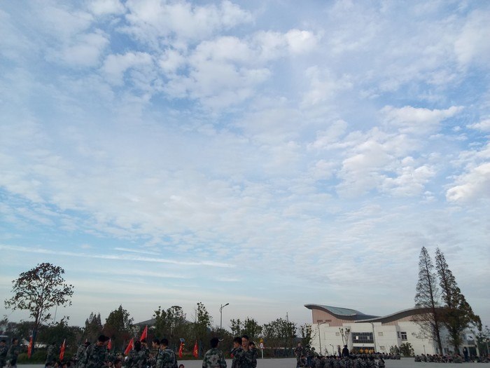 高一（1）班__战地长空