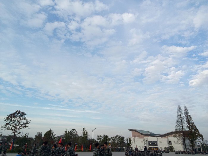 高一（1）班__战地长空