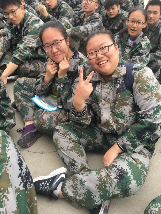 高一八班{路在脚下～徒步开始啦！}