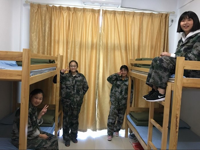 高一八班：整理内务