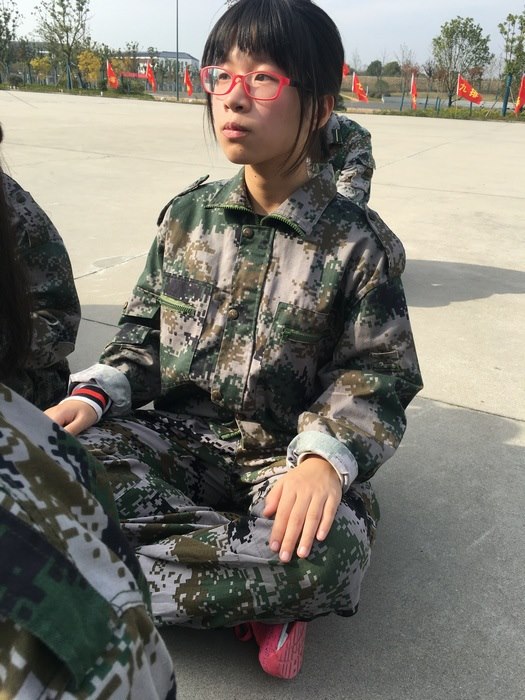 高一八班{小军人的个人写真}